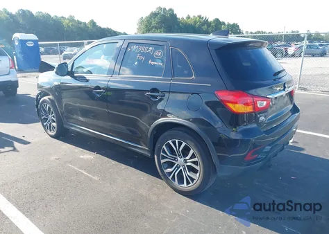 2018 Mitsubishi Outlander Sport 2.0 Es/2.0 Le z USA, uszkodzony, nr VIN JA4AP3AU4JU021005